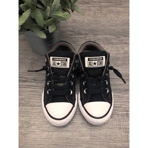 NEW Kids Converse Chuck Taylor Shoes